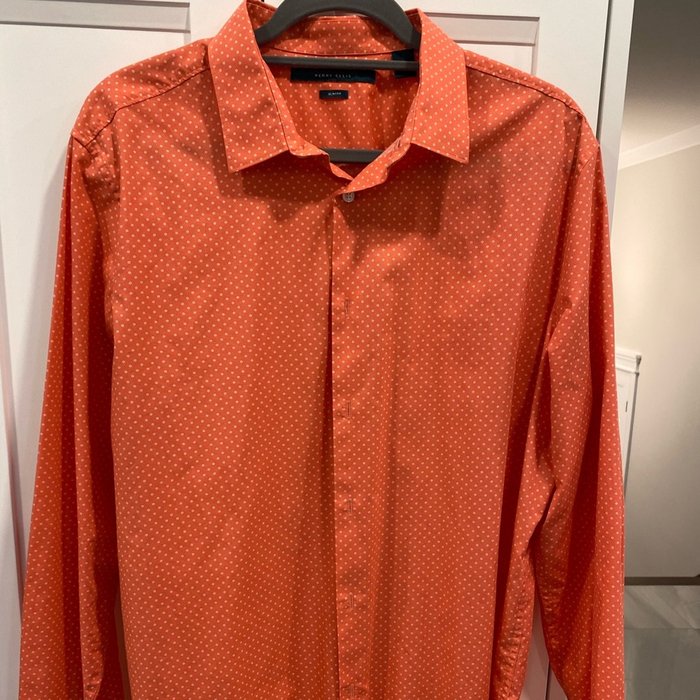 Perry Ellis slim fit shirt for men